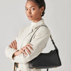 Audri Shoulder Bag Black Leather