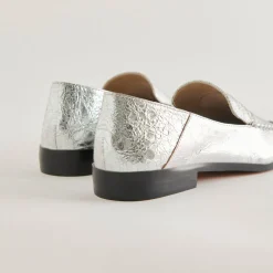 Beny Flats Silver Distressed Leather