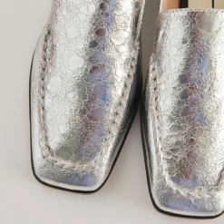 Beny Flats Silver Distressed Leather