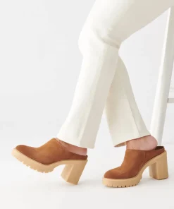 Carry Heels Camel Suede