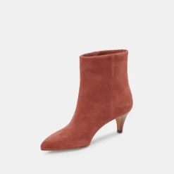 Dee Booties Cinnamon Suede