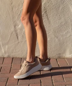 Devote Sneakers Dune Nubuck
