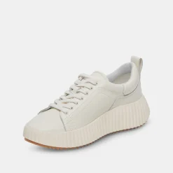 Devote Sneakers White Leather
