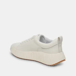 Devote Sneakers White Leather