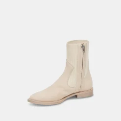 Gineva Boots Sand Nubuck