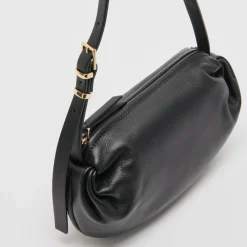 Livi Shoulder Bag Black Leather