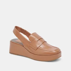 Nada Loafers Brown Crinkle Patent
