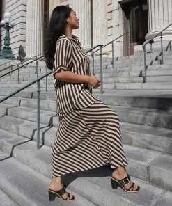 Onnie Wide Heels Onyx Raffia