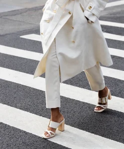 Onnie Wide Heels Sand Leather