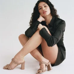 Paily Heels Cafe Stella