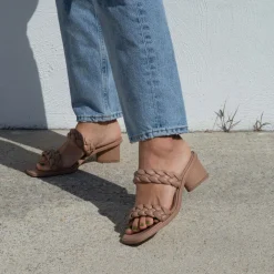 Ronin Sandals Cafe Stella