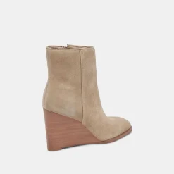 Susann Booties Almond Suede