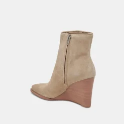 Susann Booties Almond Suede