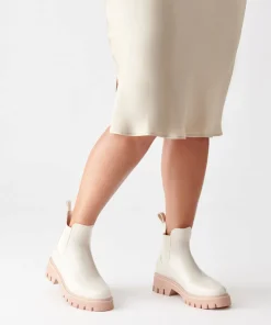 Thundr H2O Boots Ivory Patent Stella
